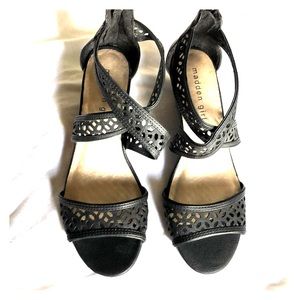 Madden Girl black wedges